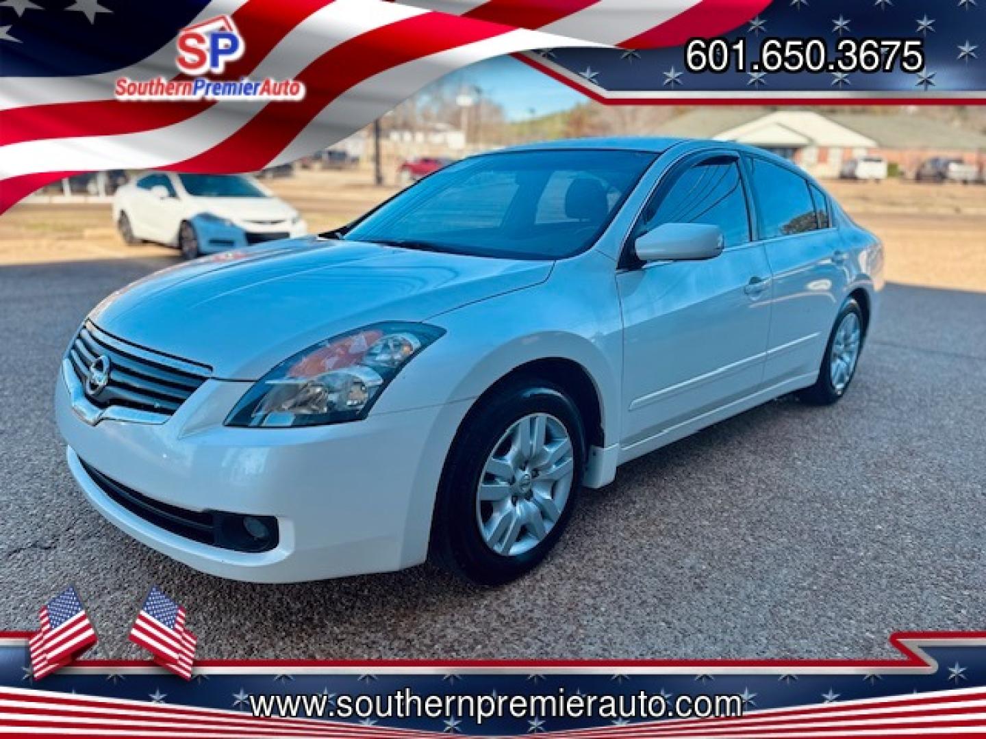 2009 WHITE NISSAN ALTIMA 2.5; 2.5 S; 2 (1N4AL21E29N) , located at 922 W. Beacon St., Philadelphia, MS, 39350, (601) 650-3675, 32.770447, -89.127151 - Photo#2